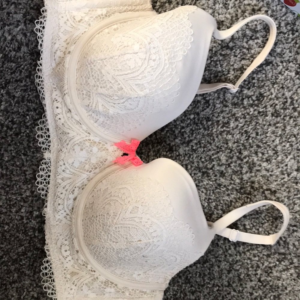Victoria’s Secret bra